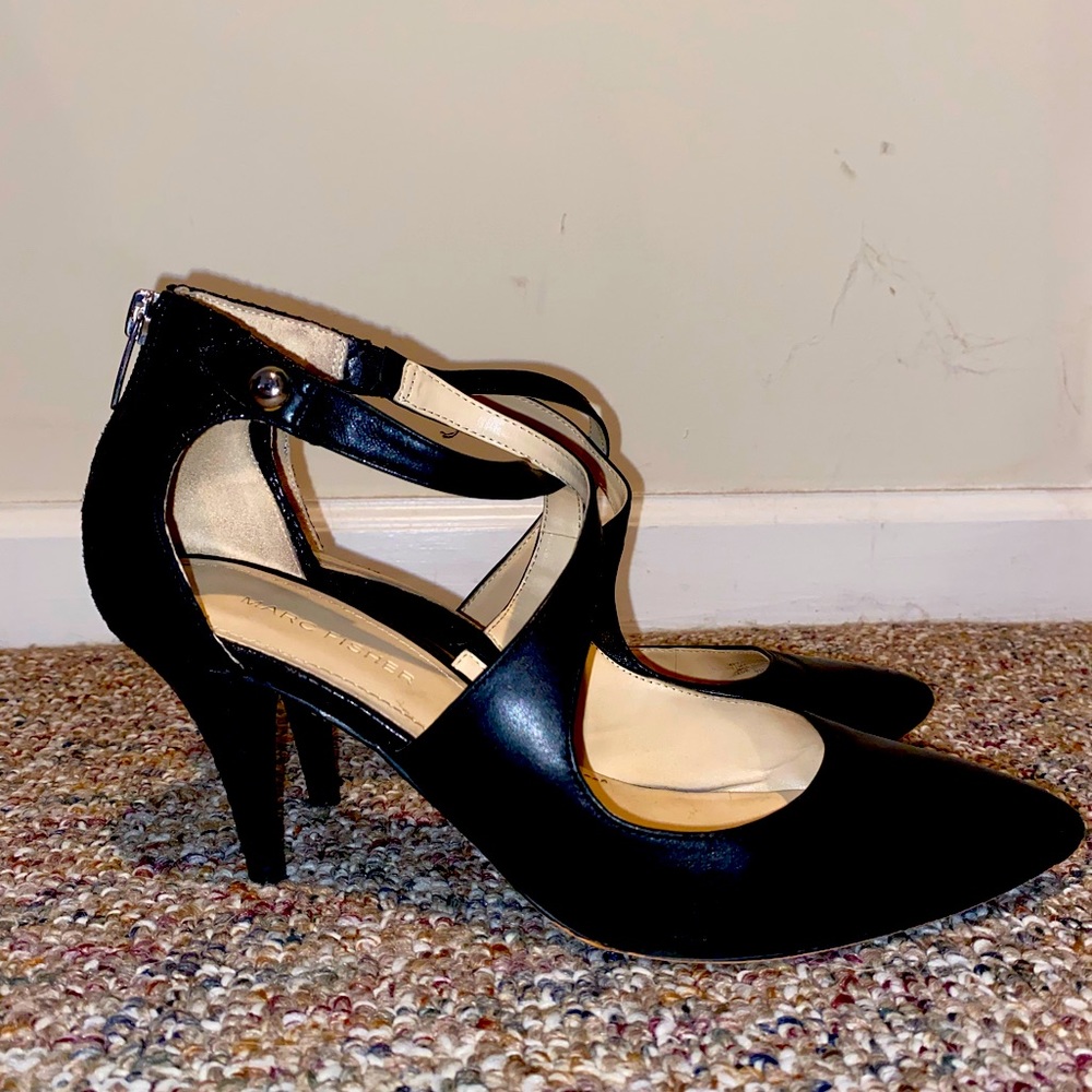 Black Marc Fisher Heels 👠